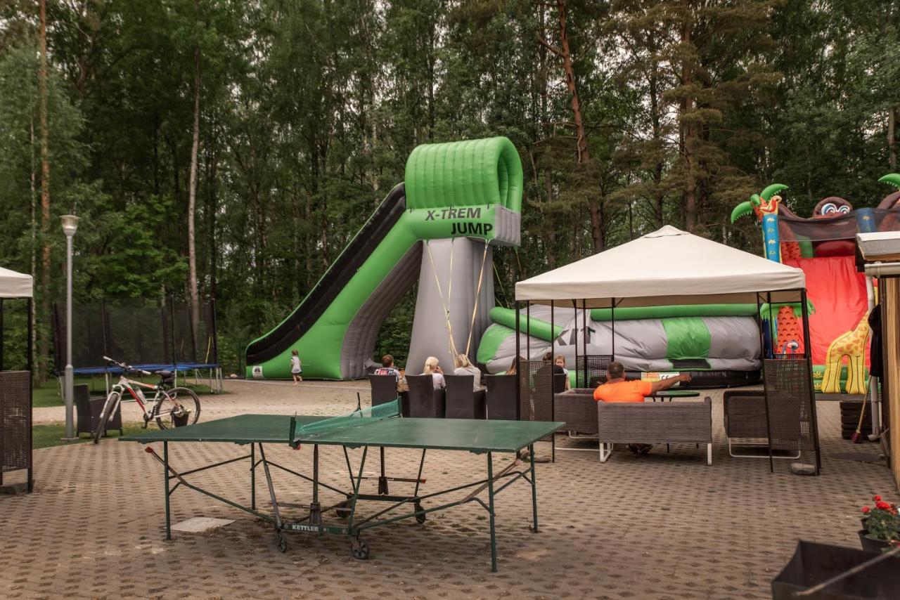 Camping & Camper Place Pasvalys Eksteriør bilde