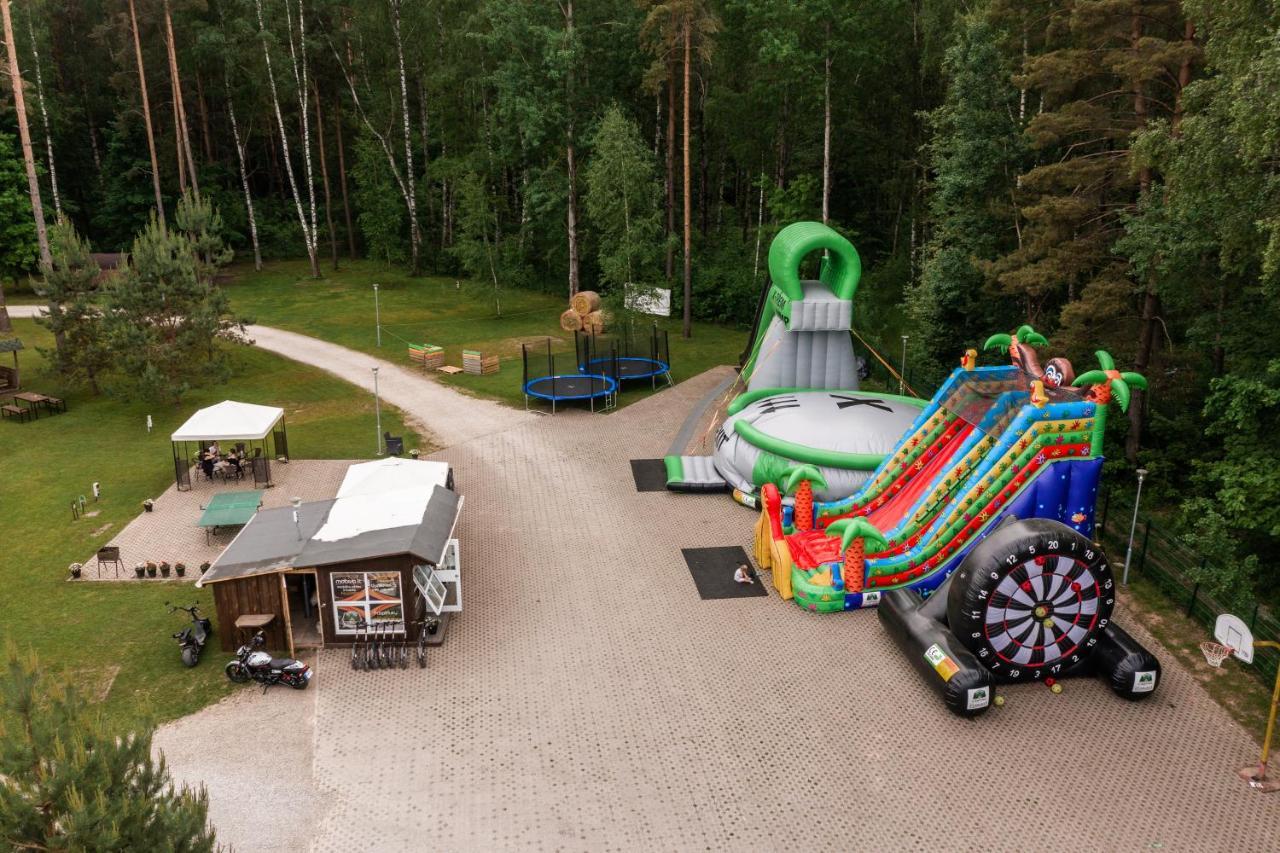 Camping & Camper Place Pasvalys Eksteriør bilde