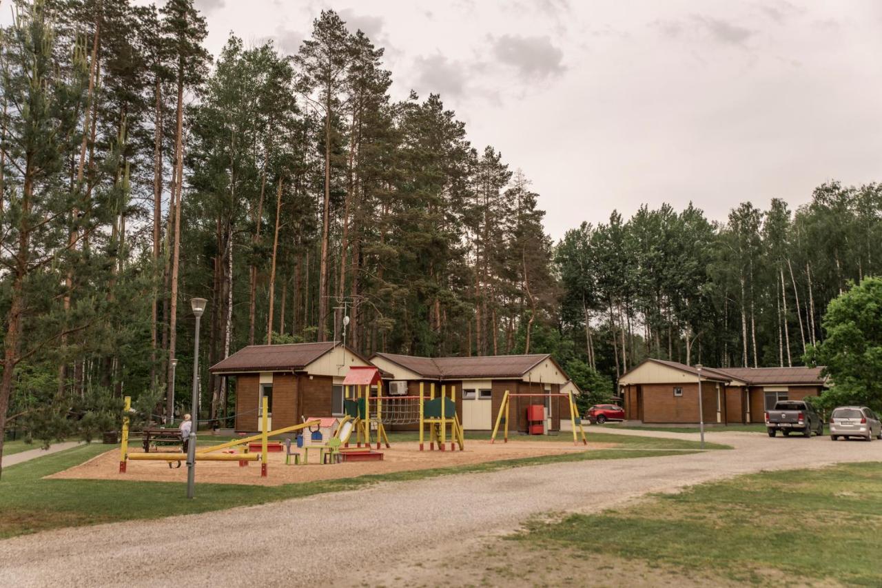 Camping & Camper Place Pasvalys Eksteriør bilde